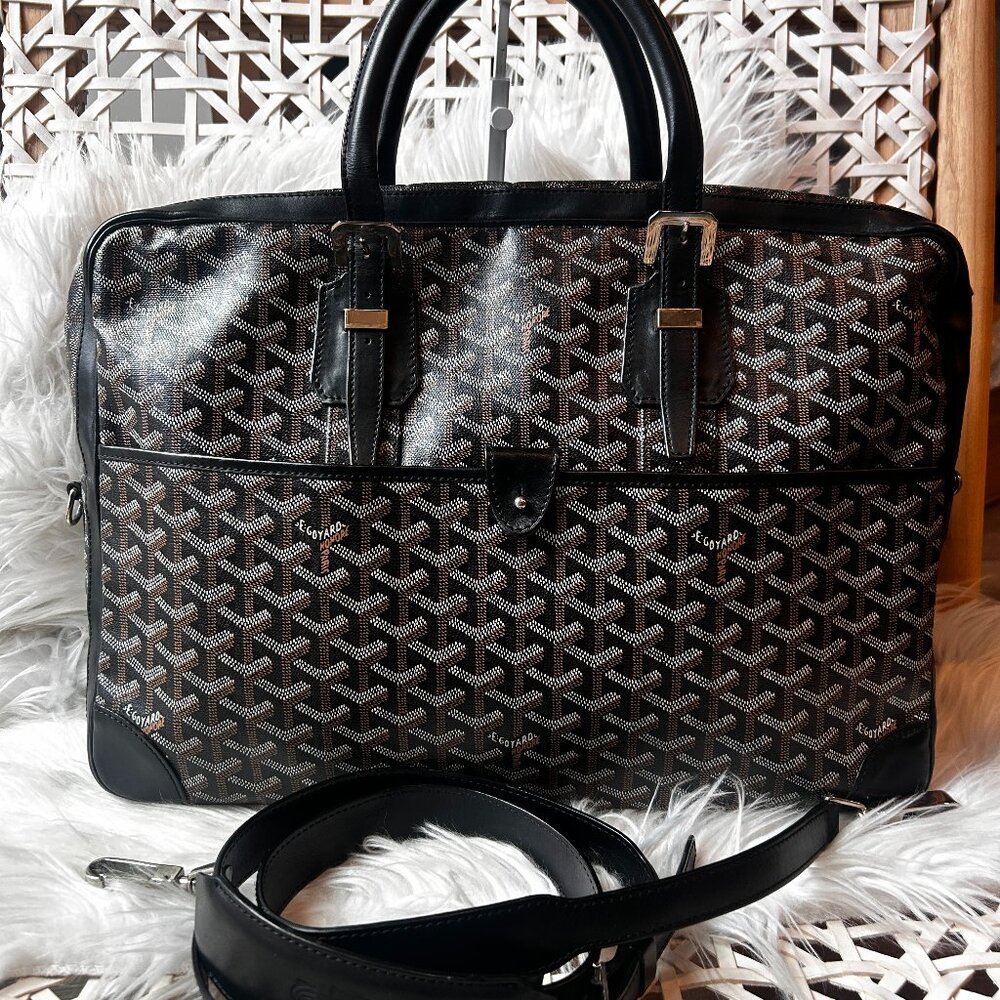 GOYARD Ambassade Document Case MM  w shoulder strap, lock & key laptop work